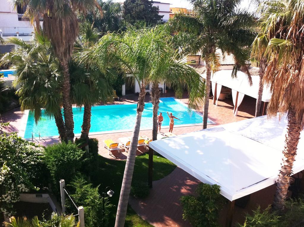 Hotel Redebora Torregrotta Zewnętrze zdjęcie