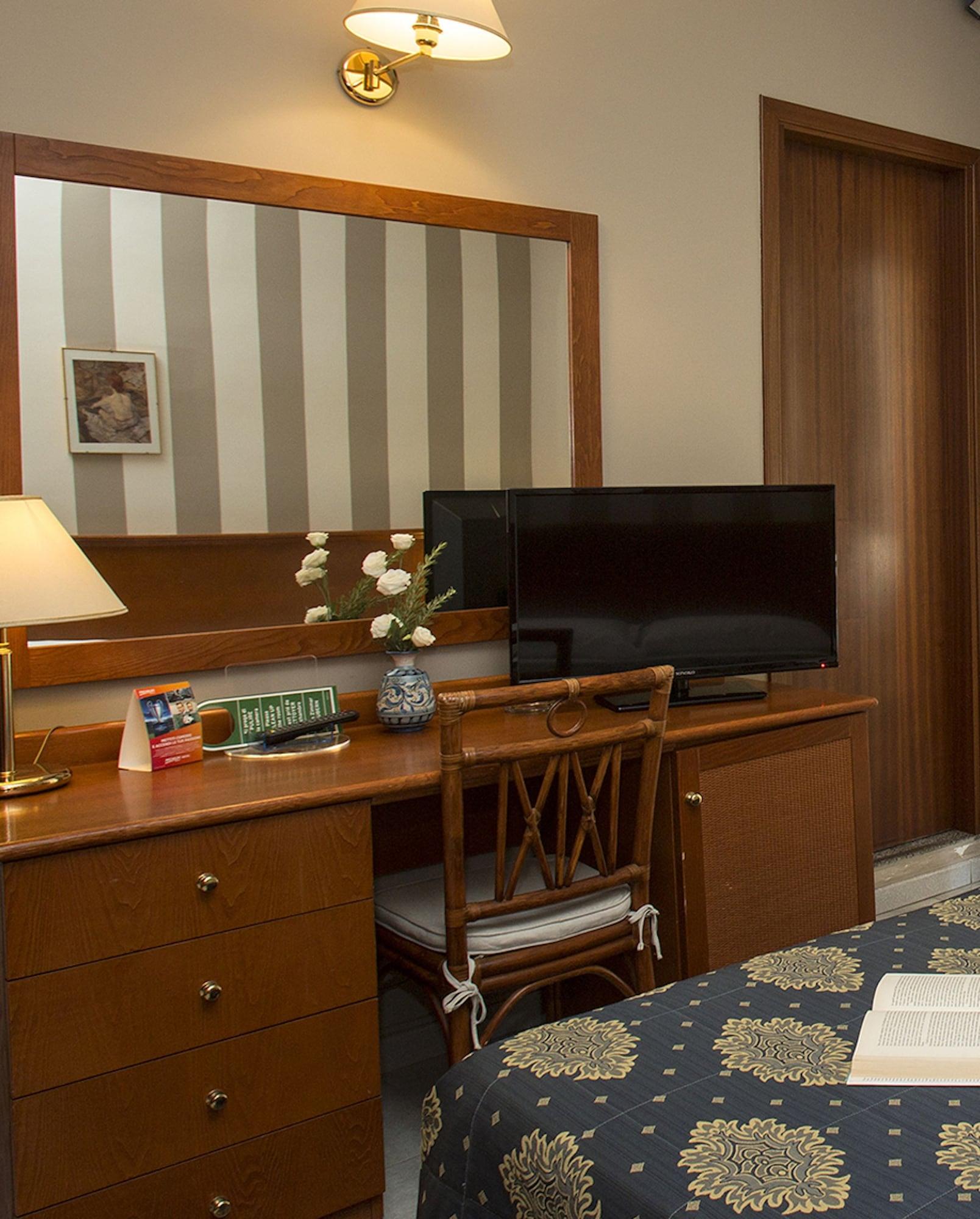 Hotel Redebora Torregrotta Zewnętrze zdjęcie