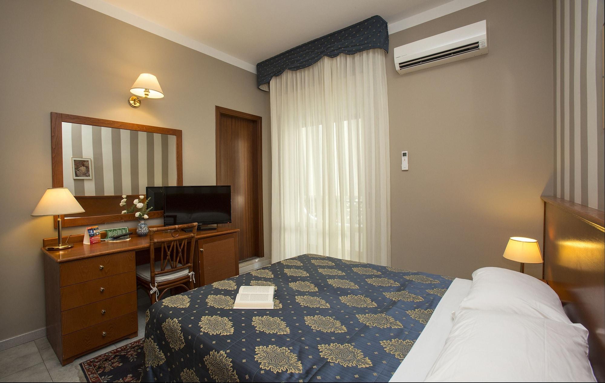 Hotel Redebora Torregrotta Zewnętrze zdjęcie