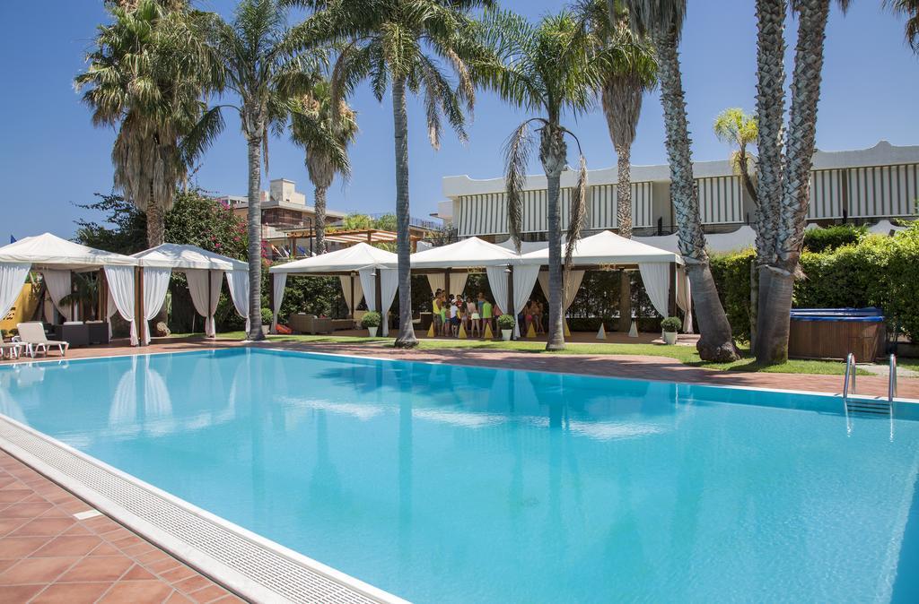 Hotel Redebora Torregrotta Zewnętrze zdjęcie