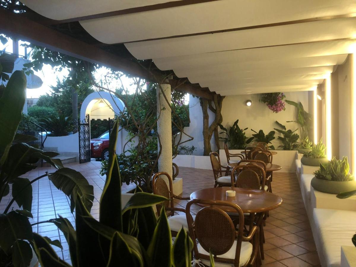 Hotel Redebora Torregrotta Zewnętrze zdjęcie