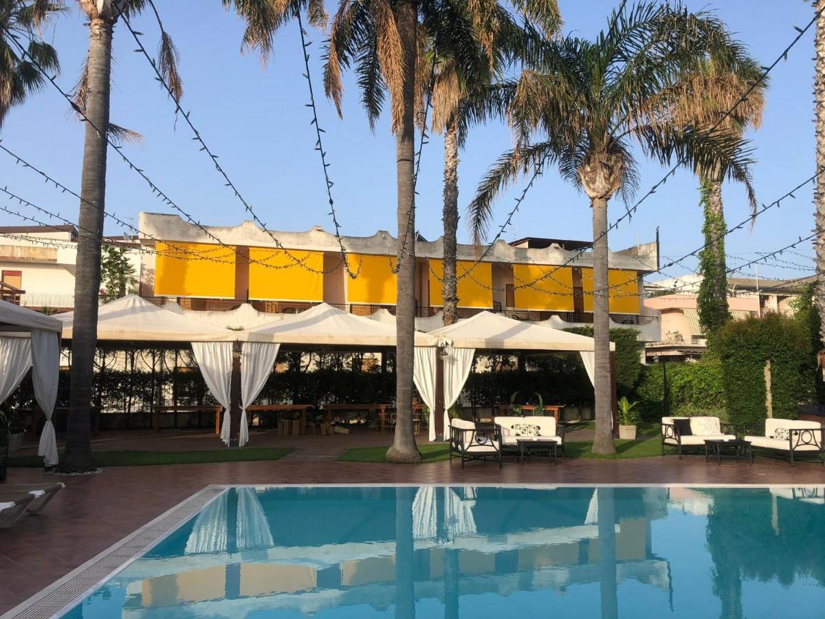Hotel Redebora Torregrotta Zewnętrze zdjęcie