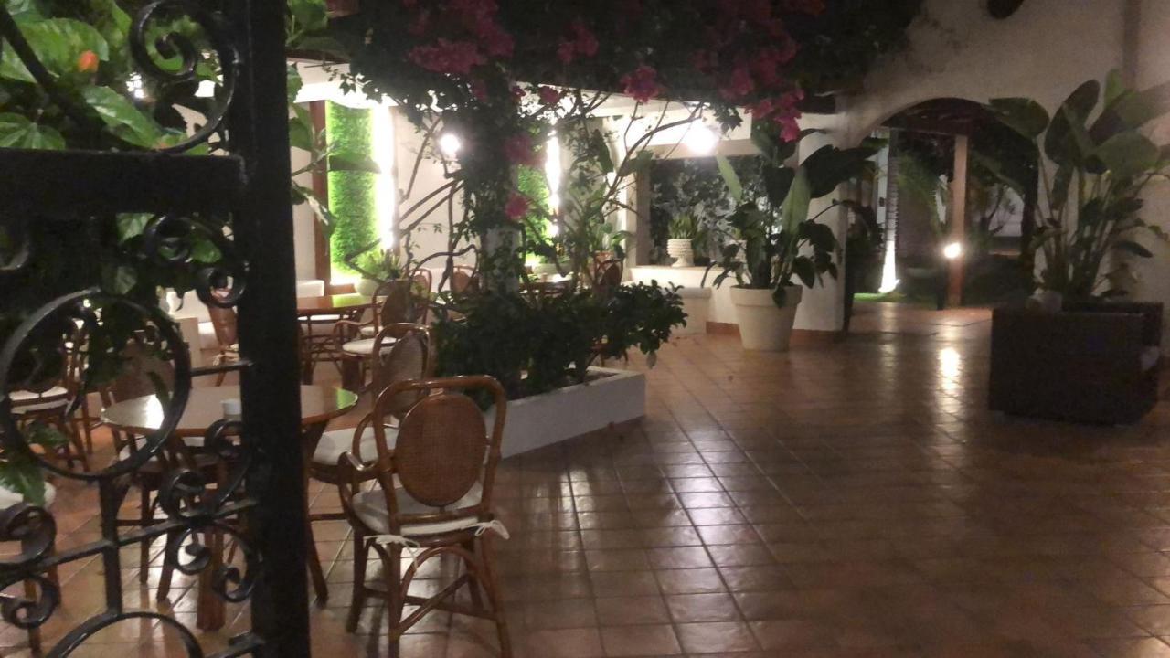 Hotel Redebora Torregrotta Zewnętrze zdjęcie