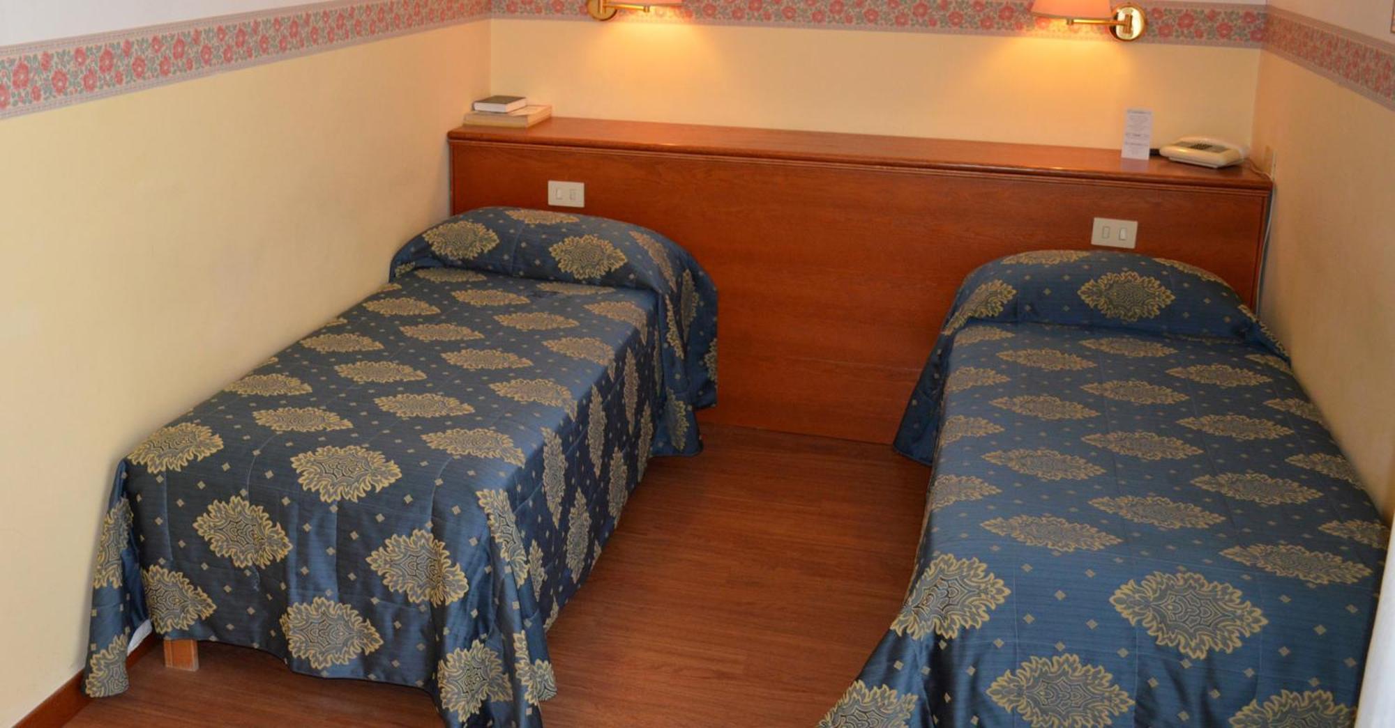 Hotel Redebora Torregrotta Zewnętrze zdjęcie