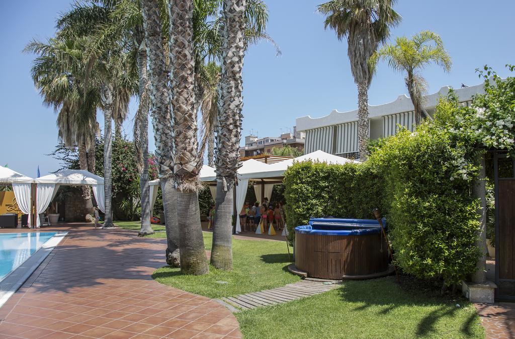 Hotel Redebora Torregrotta Zewnętrze zdjęcie