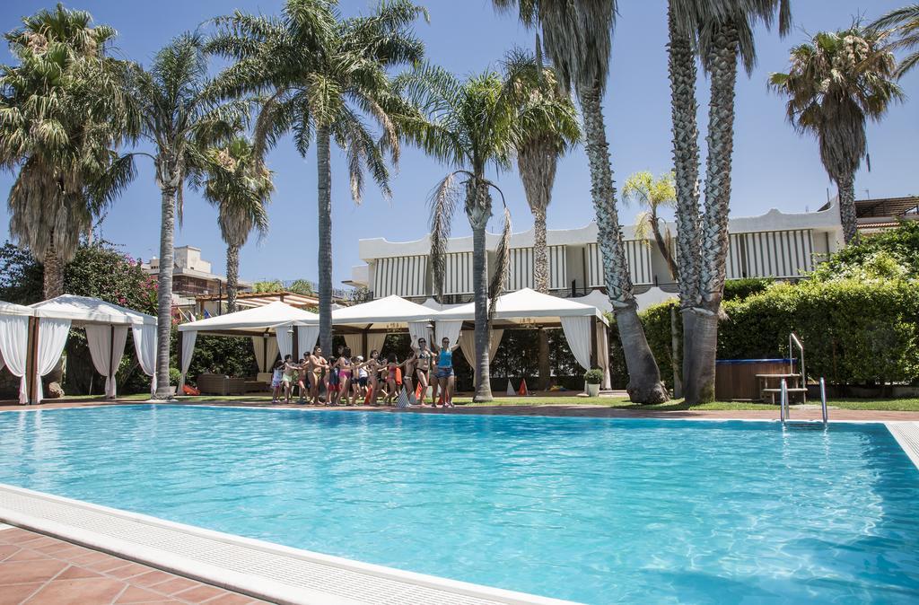 Hotel Redebora Torregrotta Zewnętrze zdjęcie